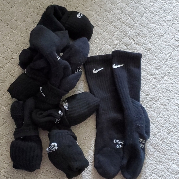 nike socks size small